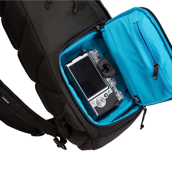 THULE EnRout Camera Backpack - Picture 3 of 10
